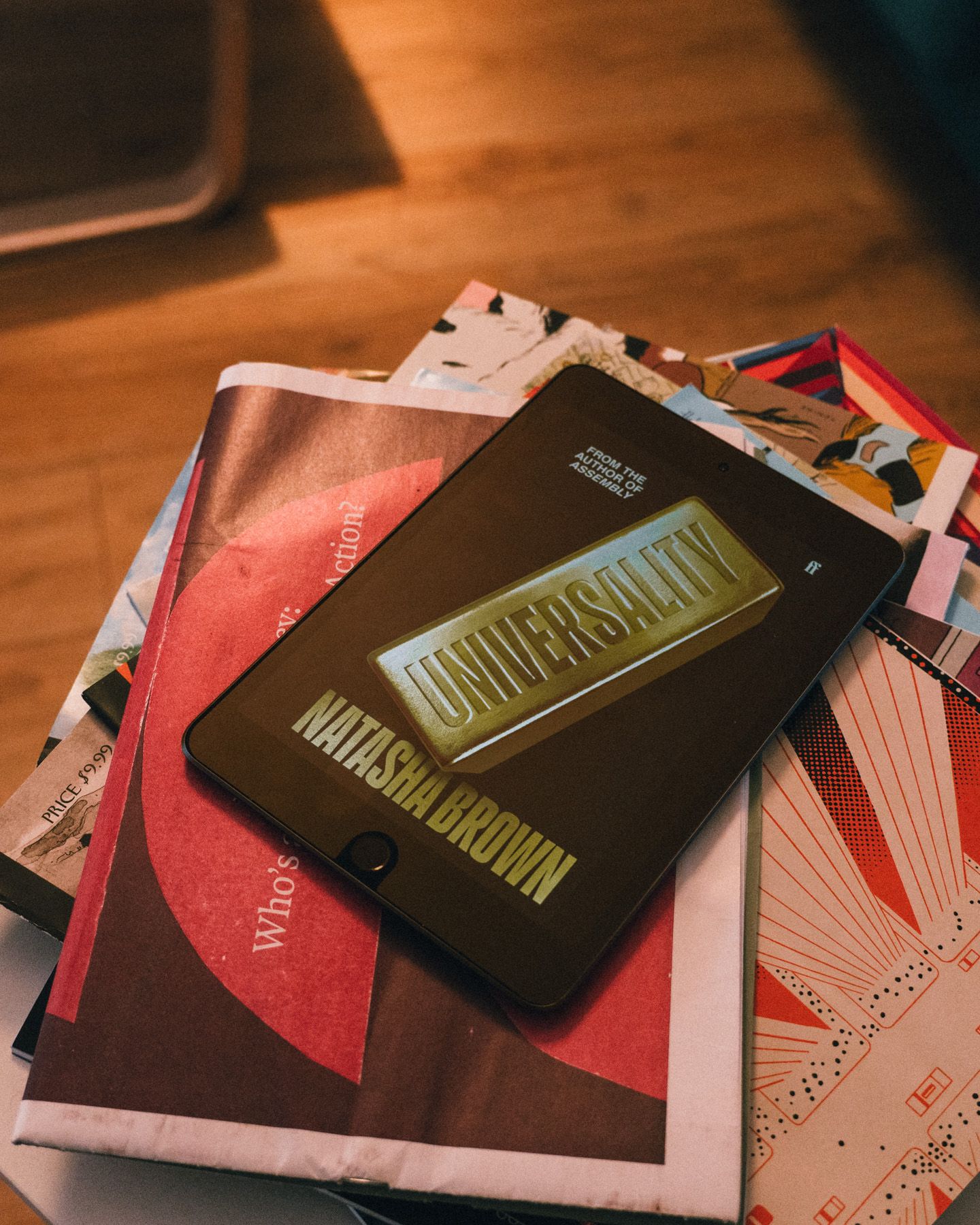 Korice knjige Universality, Nataše Braun
